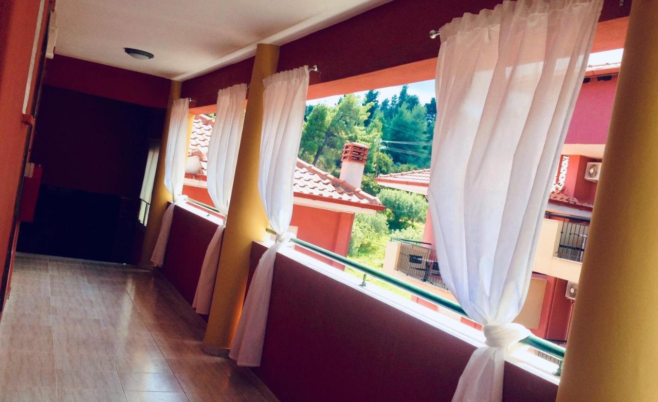 Hotel Sun Sight Pefkochori Buitenkant foto